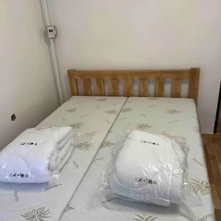 Apartment Mikulovska Se Sklepem