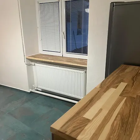 Apartment Mikulovska Se Sklepem