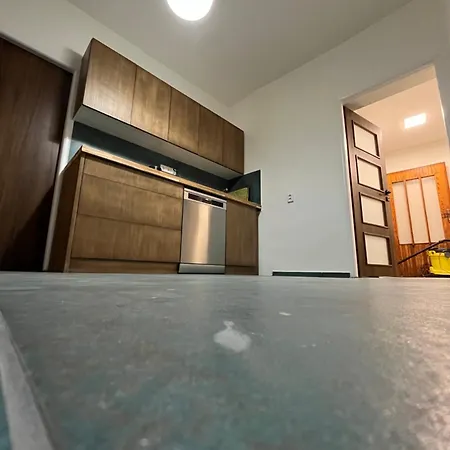 Mikulovska Se Sklepem Apartment *